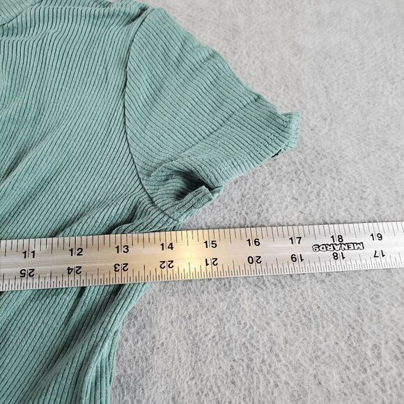 Soprano Dress Womens Medium Green Ribbed Mini Wrap Casual Short Sleeve Mock Neck - Picture 3 of 8